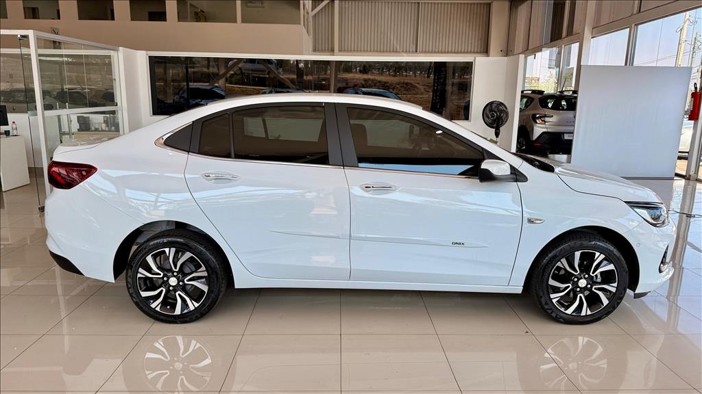 ONIX PLUS 1.0 TURBO FLEX PREMIER AUTOMÁTICO