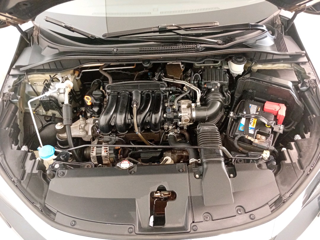 Honda-CITY-1.5 i-VTEC FLEX HATCH TOURING CVT