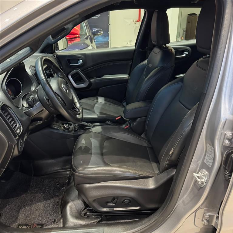 TORO 2.0 16V TURBO DIESEL ULTRA 4WD AT99
