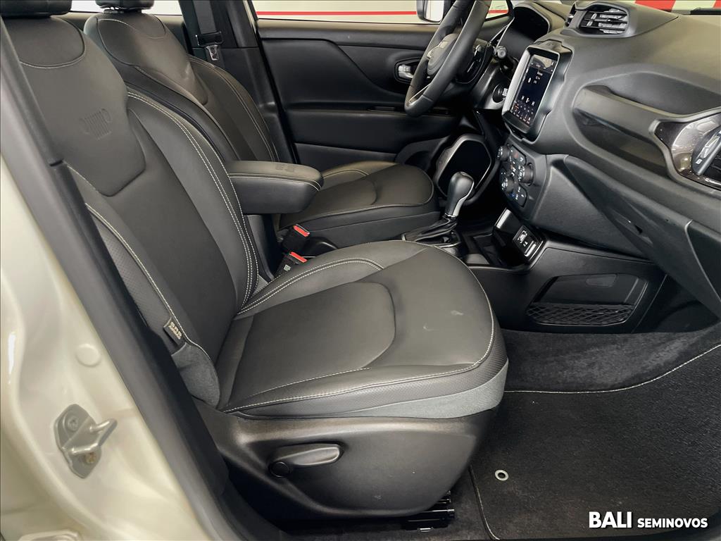 RENEGADE 1.3 T270 TURBO FLEX SAHARA AT613