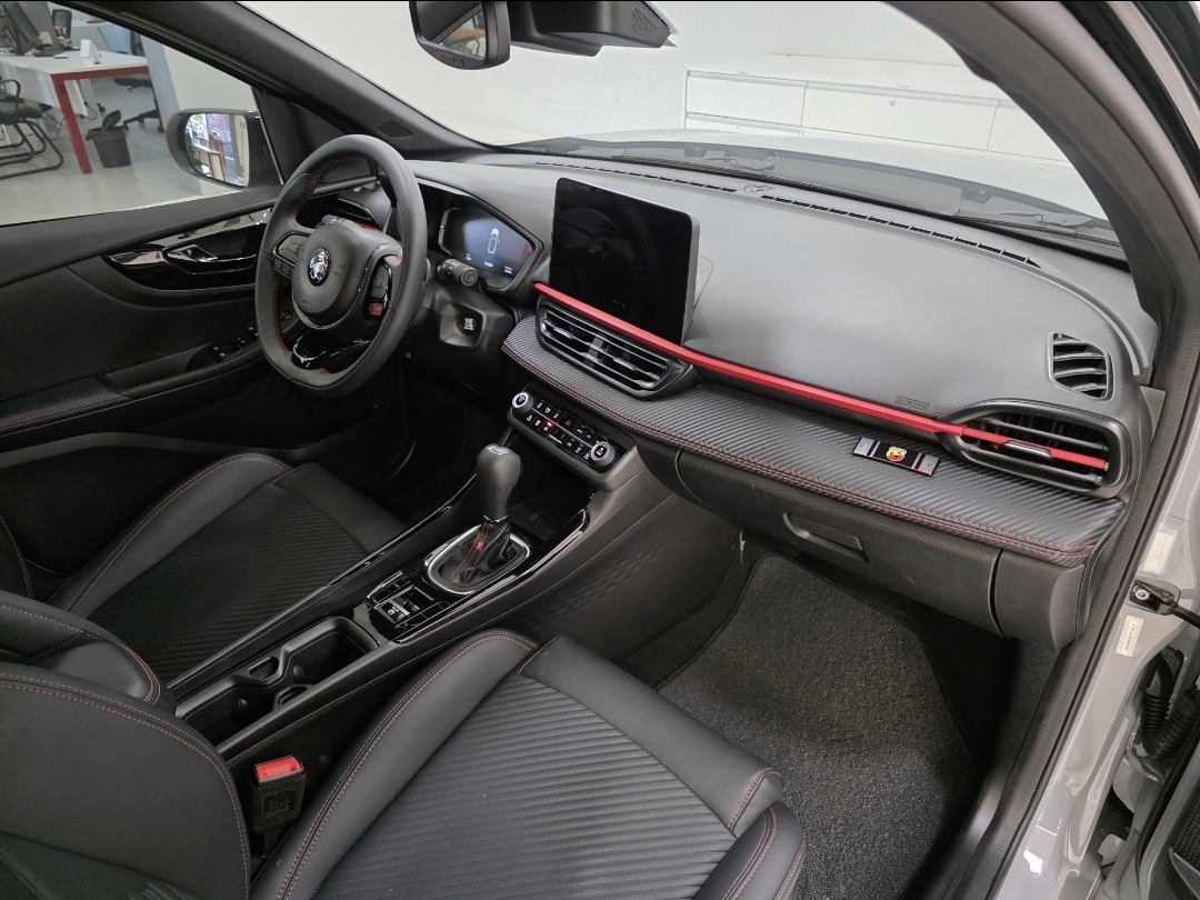 PULSE 1.3 TURBO 270 FLEX ABARTH AT68