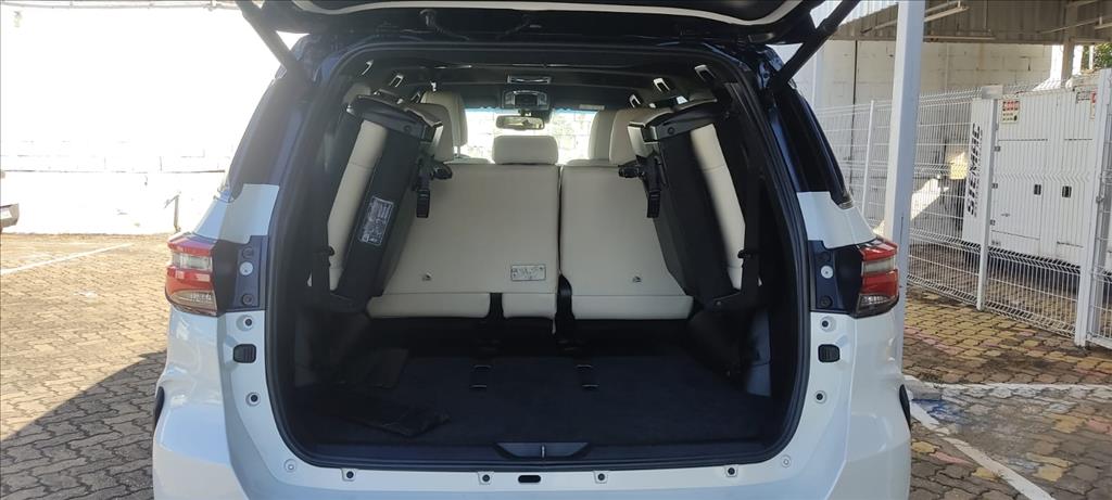 HILUX SW4 2.8 D-4D TURBO DIESEL DIAMOND 7L 4X4 AUTOMÁTICO12