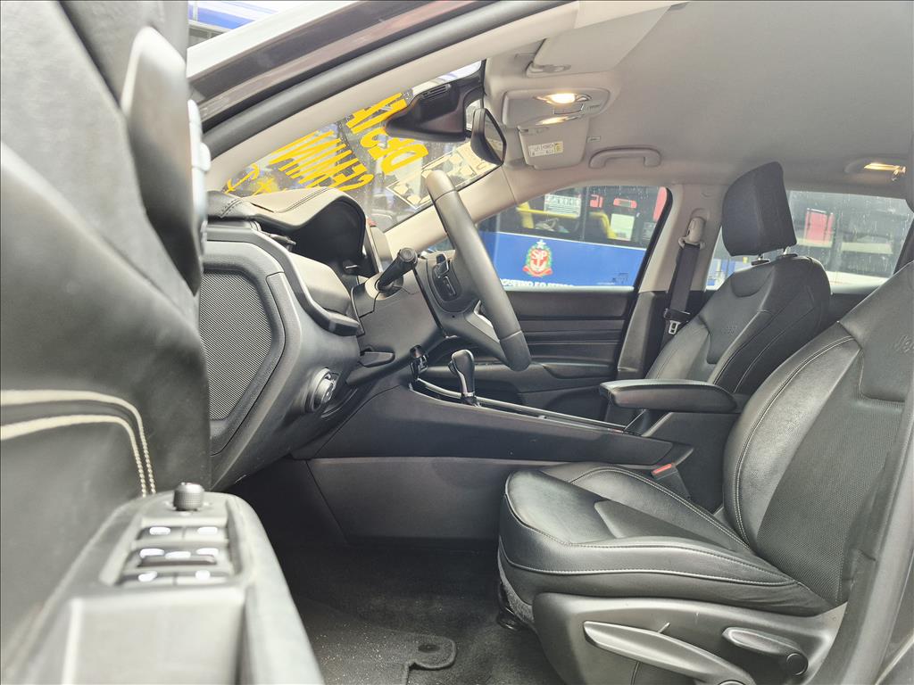 Foto ilustrativa do carro