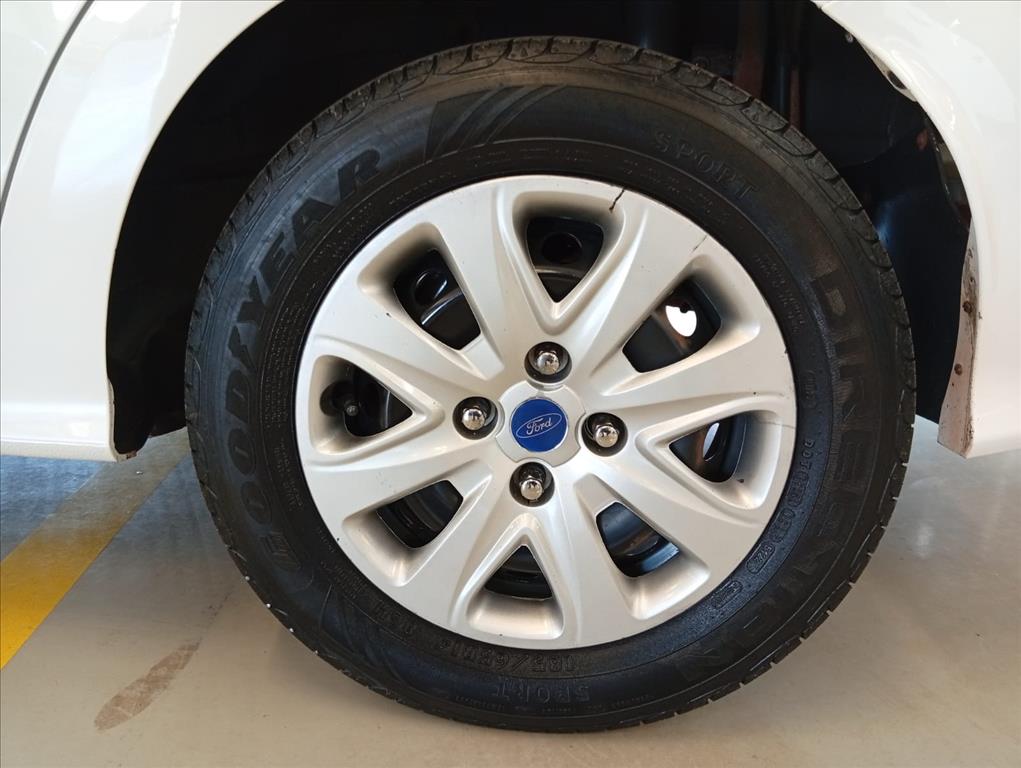 KA 1.0 TI-VCT FLEX SE SEDAN MANUAL11