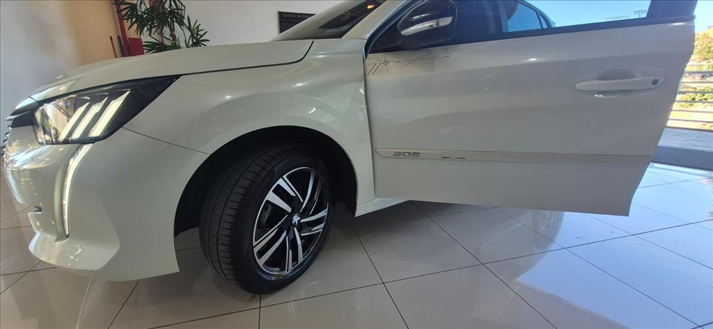 208 1.6 16V FLEX ROADTRIP AT612