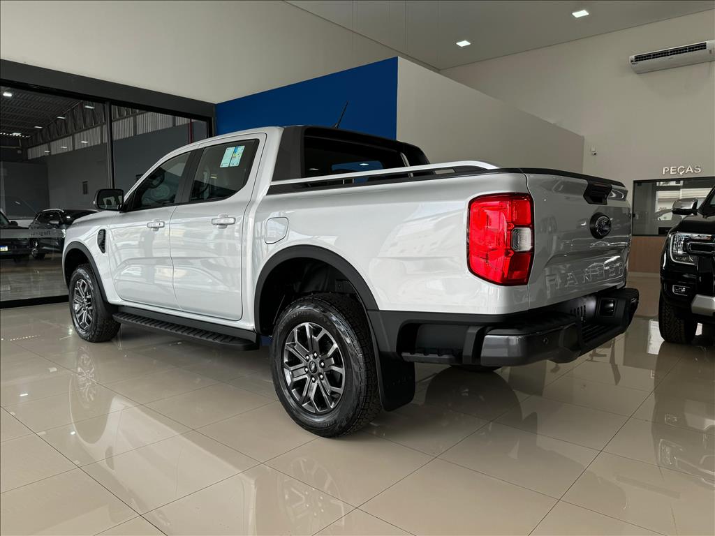 RANGER 2.0 TURBO DIESEL CD BLACK 4X2 AUTOMÁTICO5
