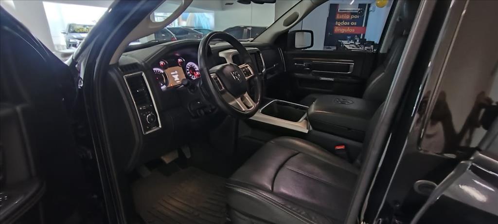 CLASSIC 5.7 V8 GASOLINA LARAMIE CD 4X4 AUTOMÁTICO6