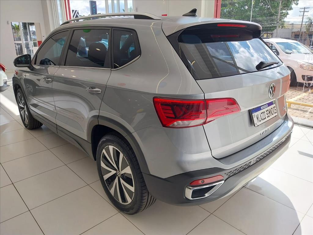 TAOS 1.4 250 TSI TOTAL FLEX HIGHLINE AUTOMÁTICO8