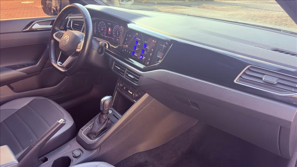 NIVUS 1.0 200 TSI TOTAL FLEX HIGHLINE AUTOMÁTICO10