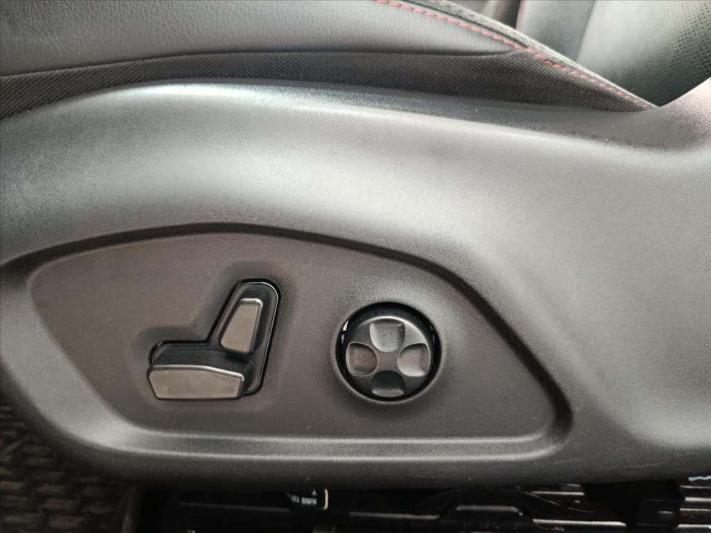 RAMPAGE 2.0 HURRICANE 4 TURBO GASOLINA R/T 4X4 AUTOMÁTICO10