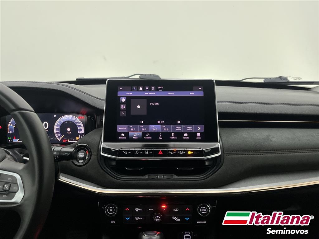 COMMANDER 1.3 T270 TURBO FLEX LIMITED AT69
