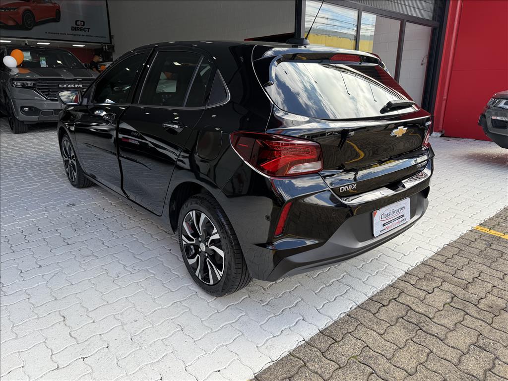 Chevrolet Onix - 1.0 TURBO FLEX PREMIER AUTOMÁTICO