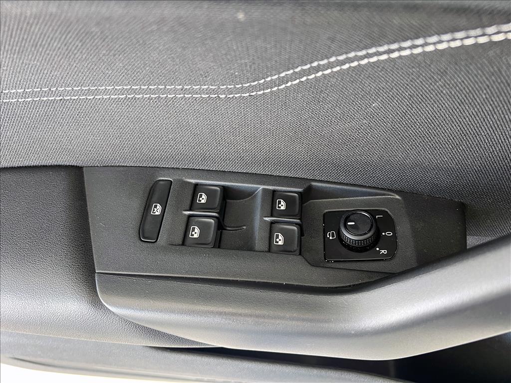 VIRTUS 1.4 250 TSI EXCLUSIVE AUTOMÁTICO17