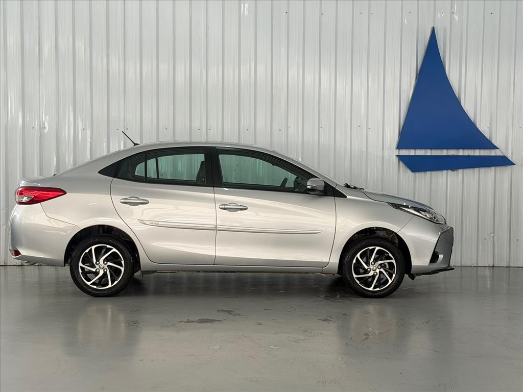 YARIS 1.5 16V FLEX XLS MULTIDRIVE1