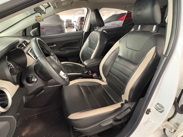 Nissan-VERSA-1.6 16V FLEX EXCLUSIVE XTRONIC