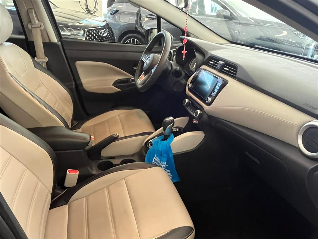 Nissan-VERSA-1.6 16V FLEX EXCLUSIVE XTRONIC