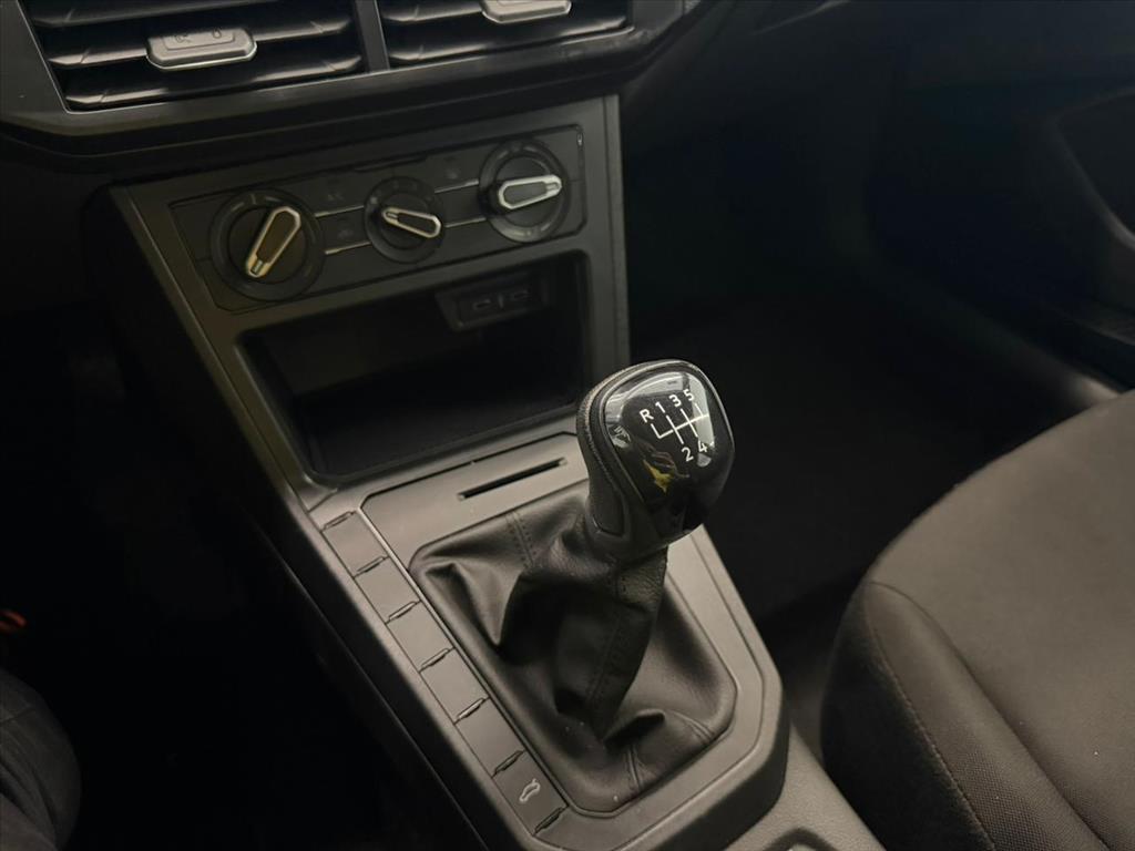 POLO 1.0 MPI TRACK MANUAL9