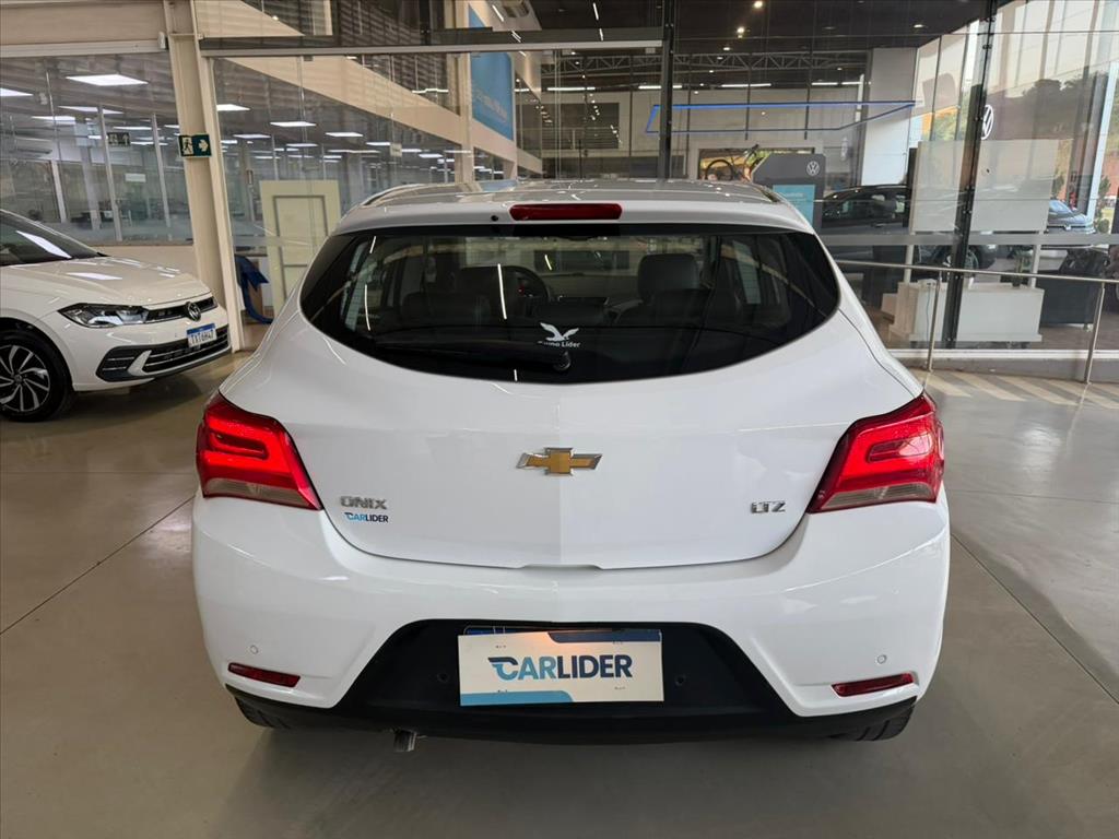 ONIX 1.4 MPFI LTZ 8V FLEX 4P AUTOMÁTICO3
