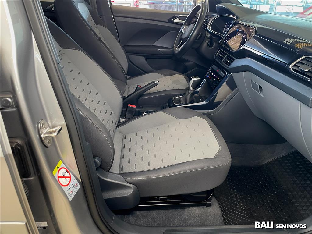 T-CROSS 1.0 200 TSI TOTAL FLEX COMFORTLINE AUTOMÁTICO12