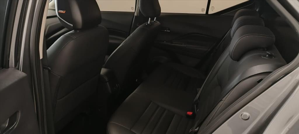 KICKS 1.6 16V FLEXSTART EXCLUSIVE XTRONIC KICKS 1.6 16V FLEXSTART EXCLUSIVE XTRONIC