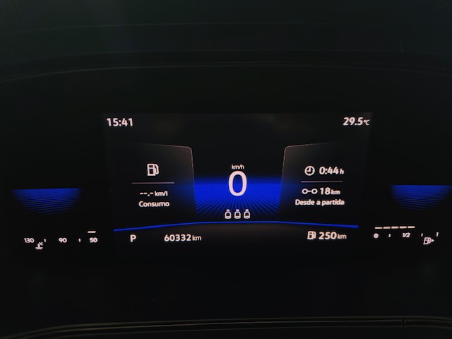 TAOS 1.4 250 TSI TOTAL FLEX COMFORTLINE AUTOMÁTICO14