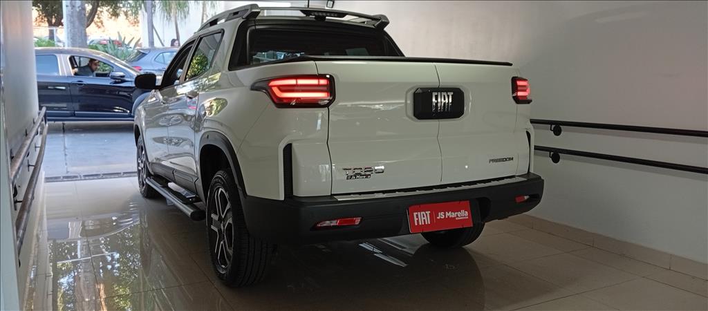 TORO 1.3 TURBO 270 FLEX FREEDOM AT63