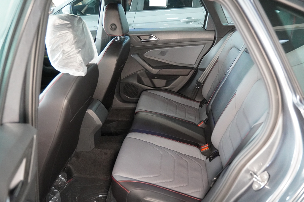 JETTA 2.0 350 TSI GASOLINA GLI DSG9