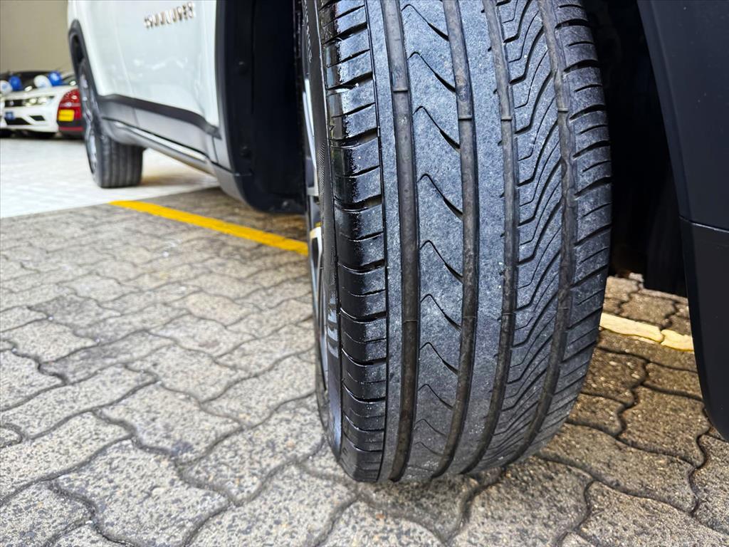 Jeep Commander - 1.3 T270 TURBO FLEX LIMITED AT6