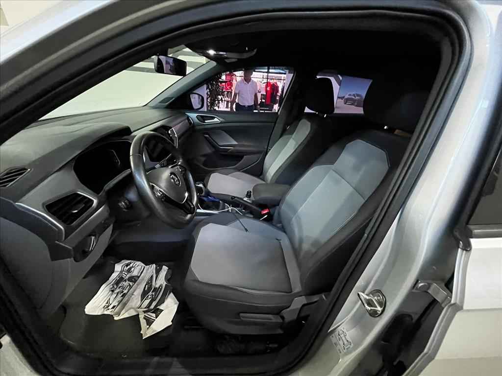 T-CROSS 1.0 200 TSI TOTAL FLEX AUTOMÁTICO9