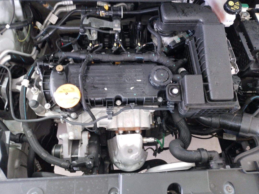 Peugeot-208-1.0 FIREFLY FLEX LIKE MANUAL