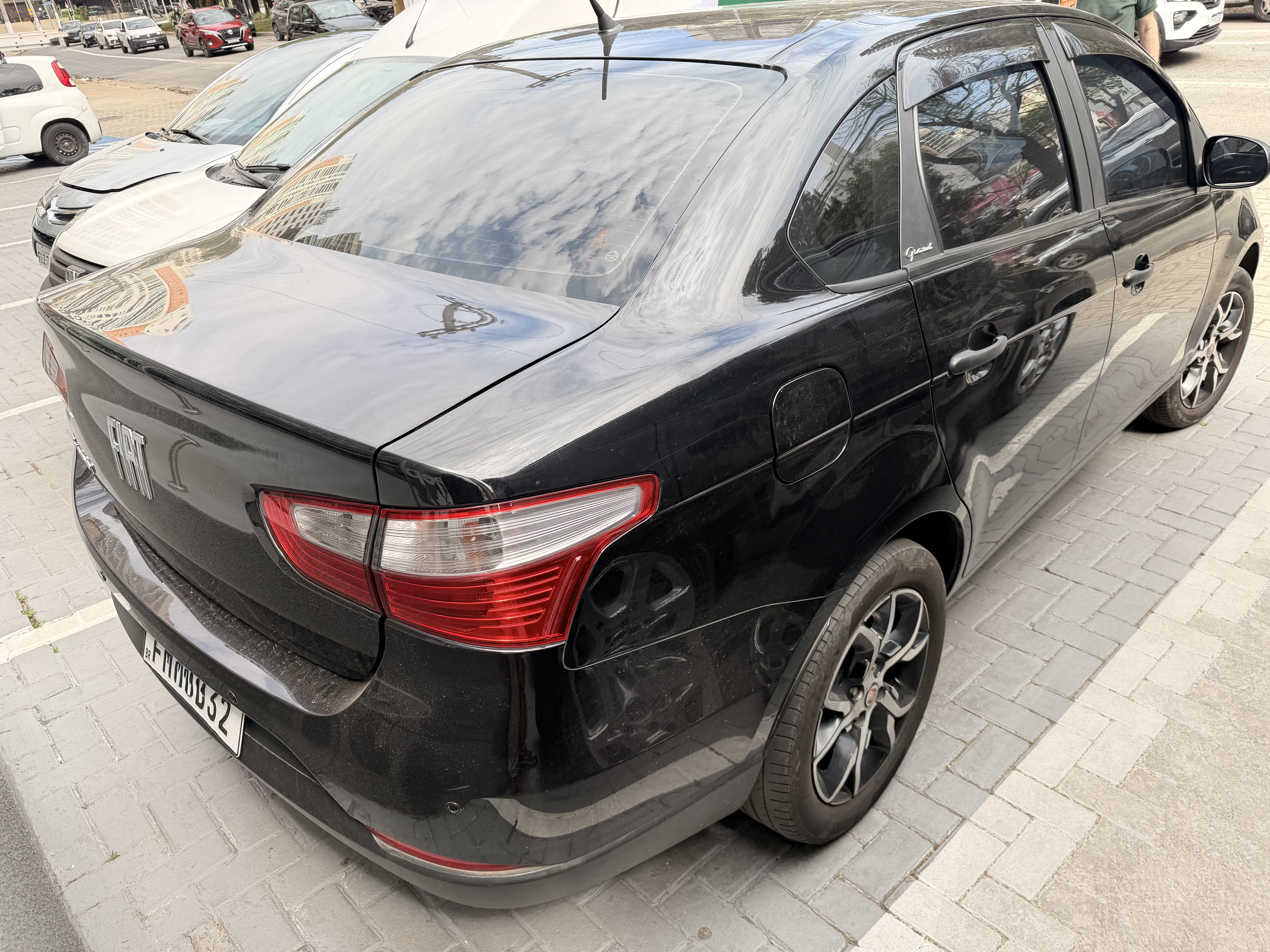 GRAND SIENA 1.4 MPI 8V FLEX 4P MANUAL3