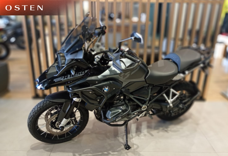 BMW Motorrad-R-1250 GS PREMIUM TRIPLE BLACK