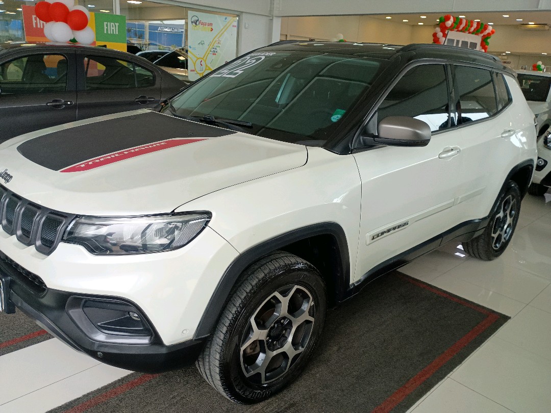COMPASS 2.0 TD350 TURBO DIESEL TRAILHAWK AT95