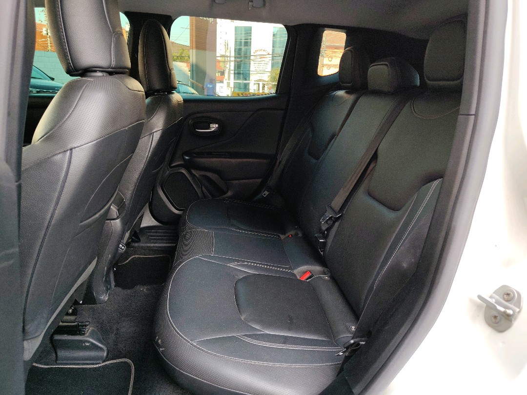 RENEGADE 1.3 T270 TURBO FLEX LONGITUDE AT68