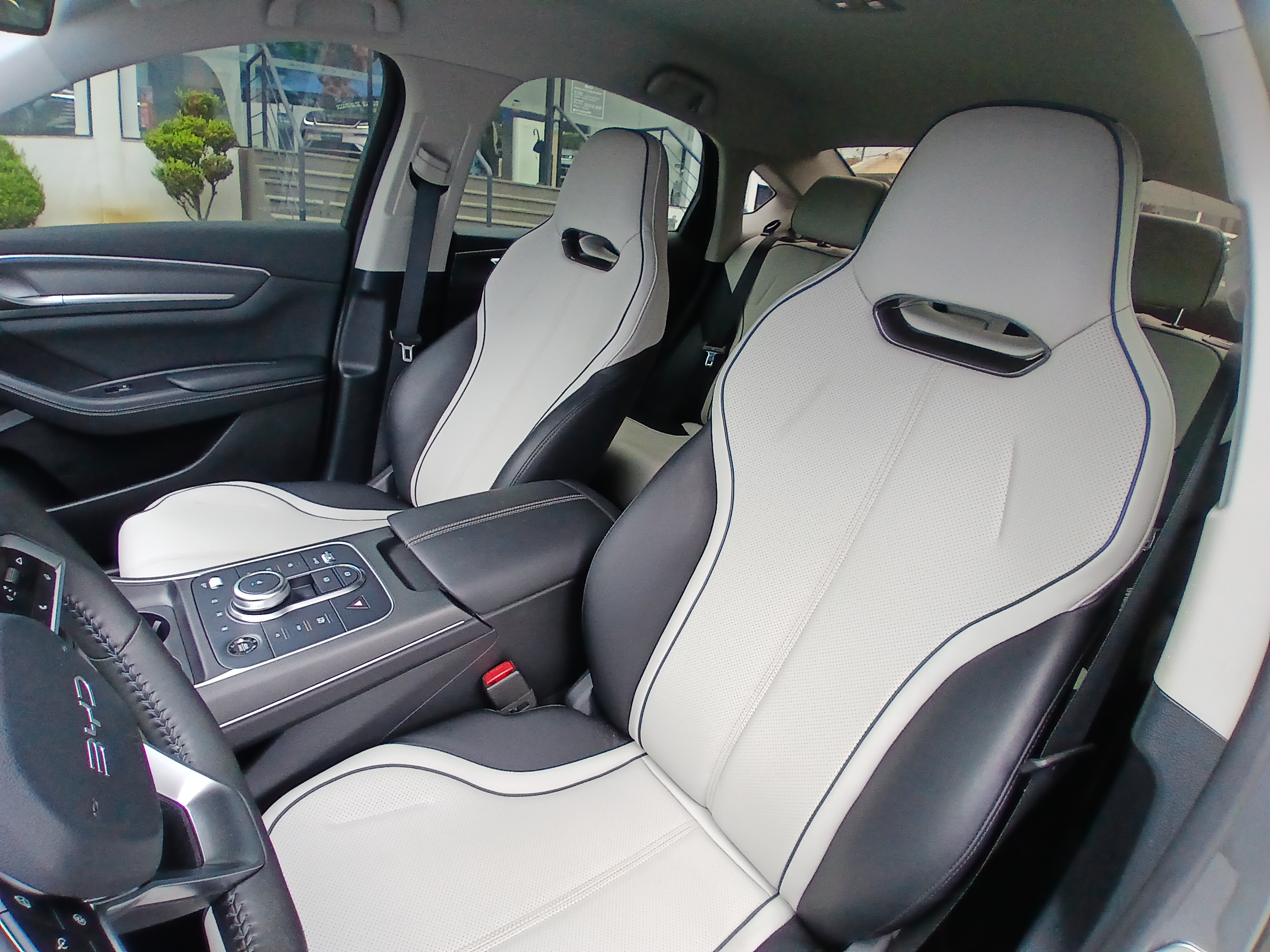 KING 1.5 DM-I PHEV GS AUTOMÁTICO8