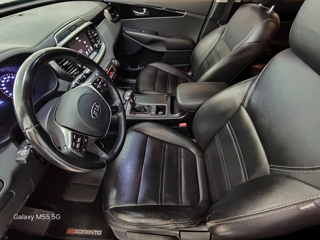 SORENTO 2.4 16V GASOLINA EX 7L AUTOMÁTICO8