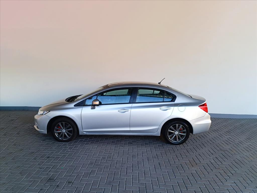 CIVIC 2.0 LXR 16V FLEX 4P AUTOMÁTICO1