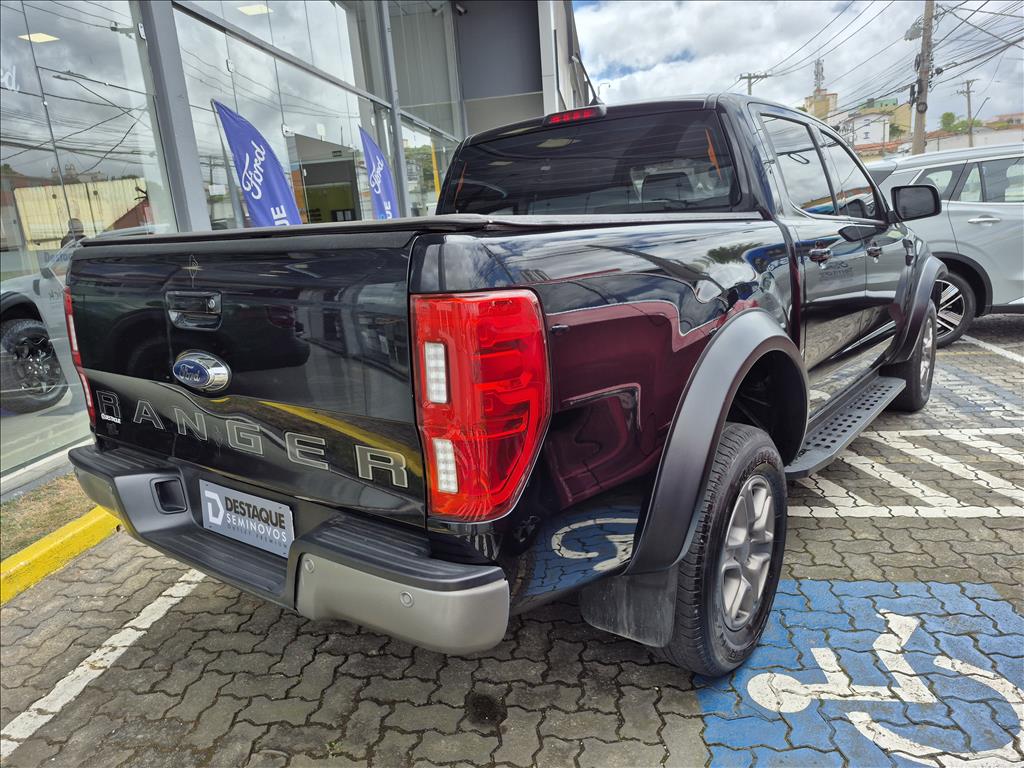 Foto ilustrativa do carro