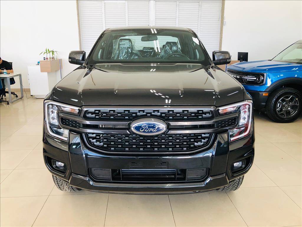 RANGER 2.0 TURBO DIESEL CD BLACK 4X2 AUTOMÁTICO1