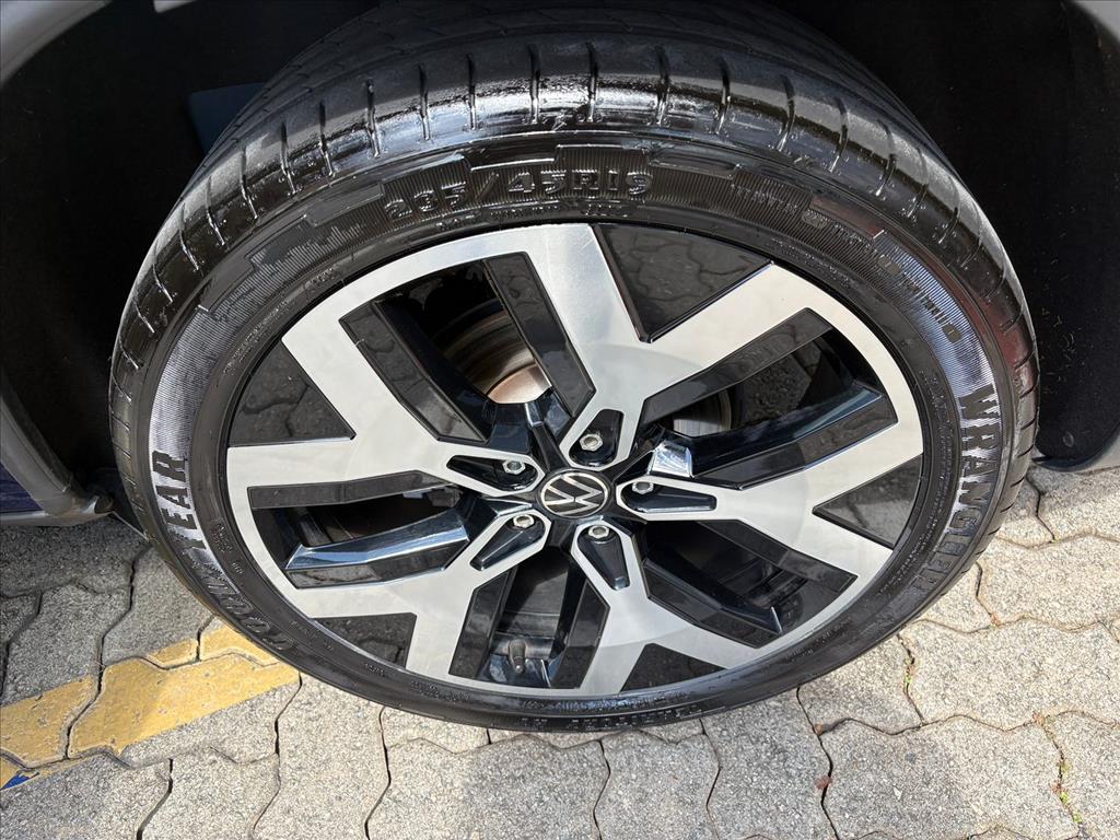 TAOS 1.4 250 TSI TOTAL FLEX HIGHLINE AUTOMÁTICO10