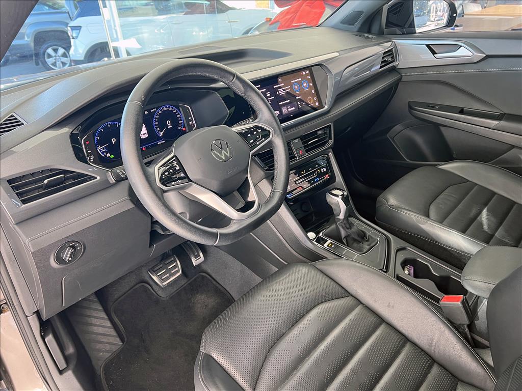 TAOS 1.4 250 TSI TOTAL FLEX HIGHLINE AUTOMÁTICO12