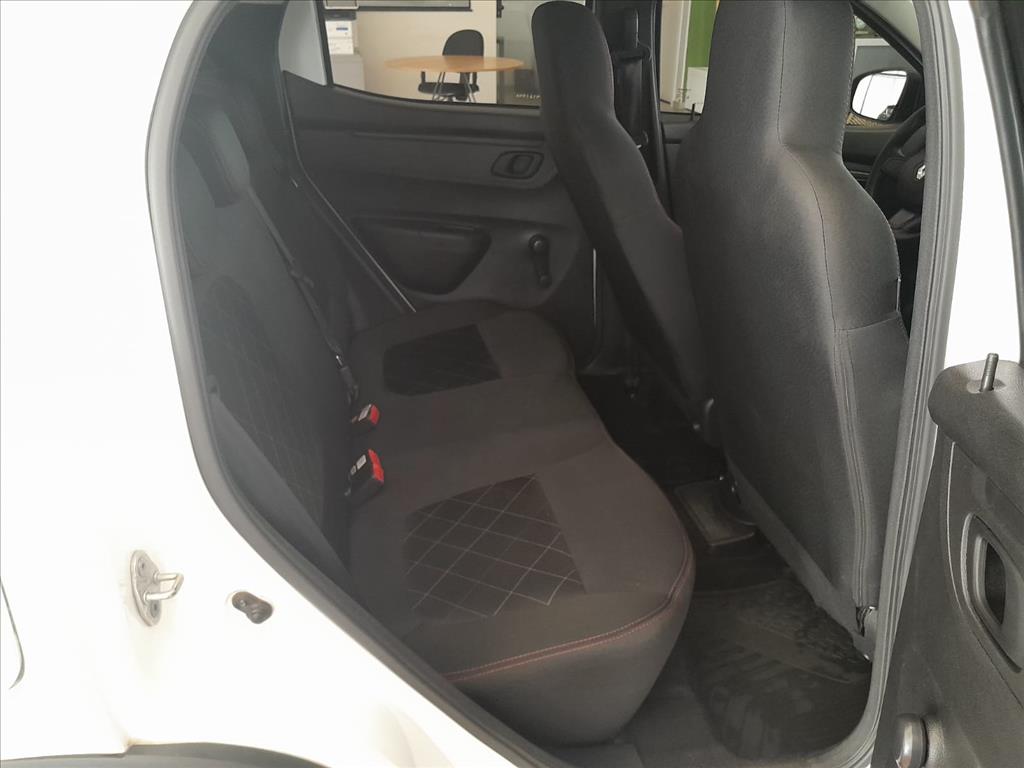 KWID 1.0 12V SCE FLEX ZEN MANUAL8