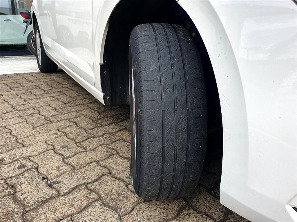 Volkswagen Polo - 1.0 200 TSI COMFORTLINE AUTOMÁTICO