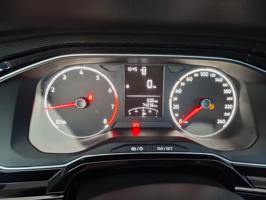 POLO 1.0 MPI TRACK MANUAL9