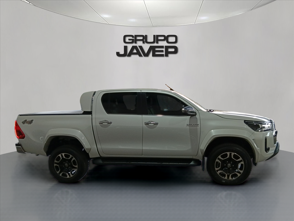 Toyota Hilux 2.8 D 4d Turbo Diesel Cd Srx 4X4 Automático - foto 4