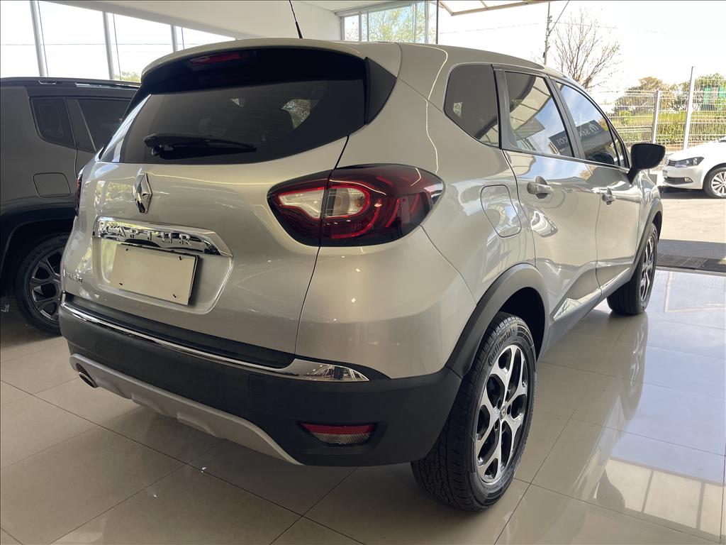 CAPTUR 1.6 16V SCE FLEX INTENSE X-TRONIC CAPTUR 1.6 16V SCE FLEX INTENSE X-TRONIC