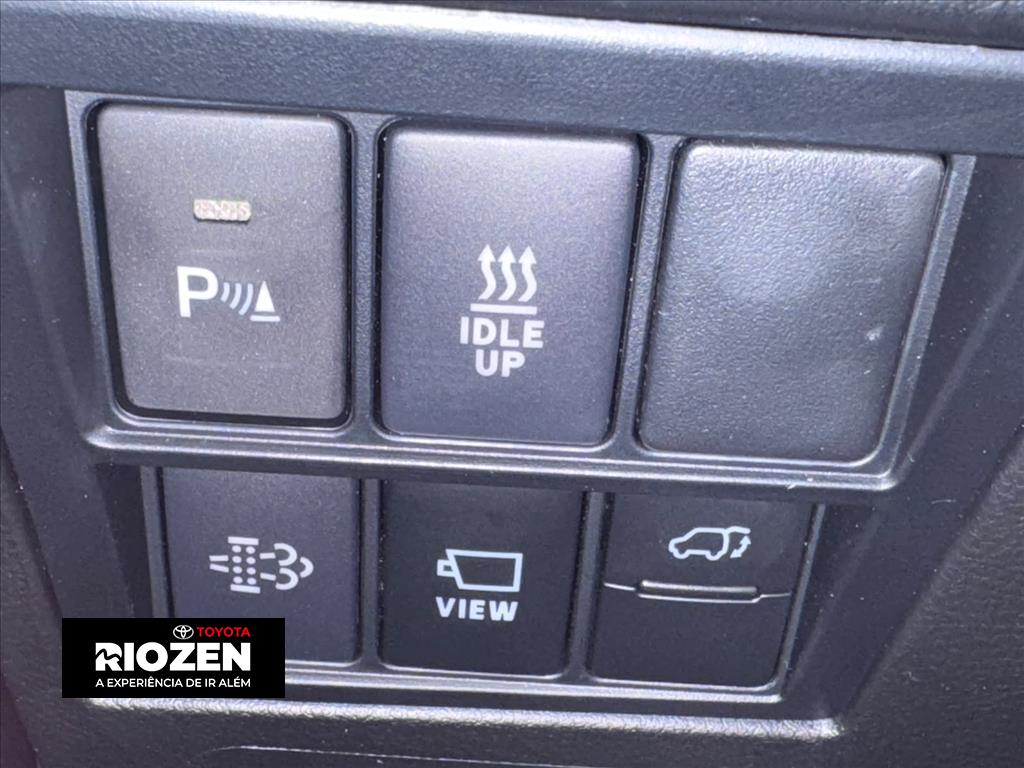 HILUX SW4 2.8 D-4D TURBO DIESEL SRX PLATINUM 7L 4X4 AUTOMÁTICO18