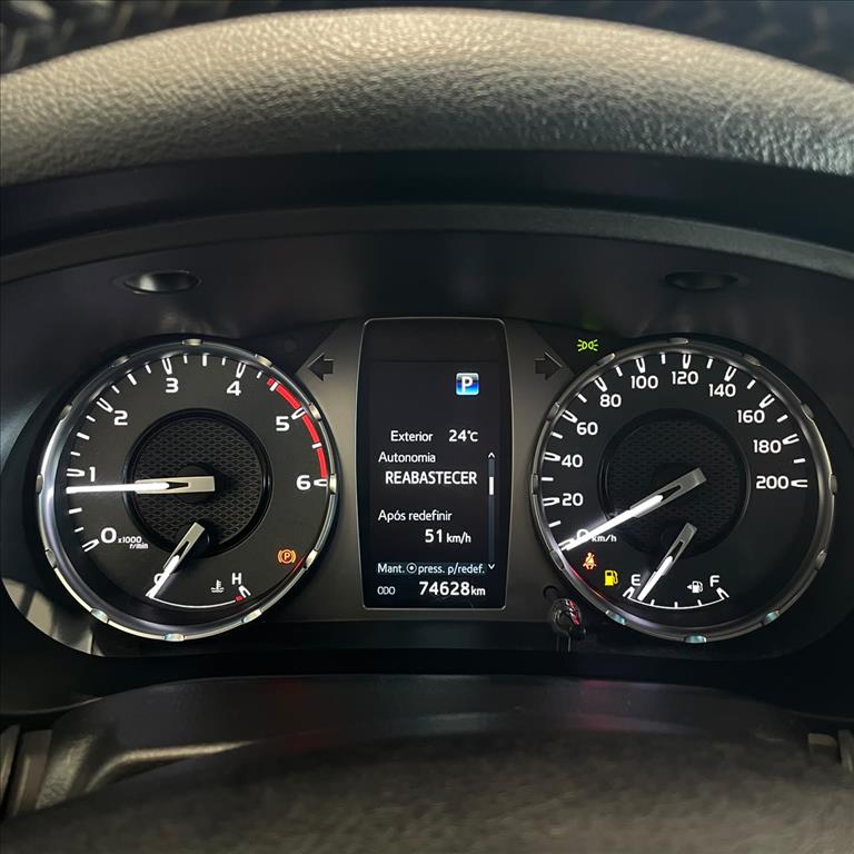HILUX 2.8 D-4D TURBO DIESEL CD SRX 4X4 AUTOMÁTICO13