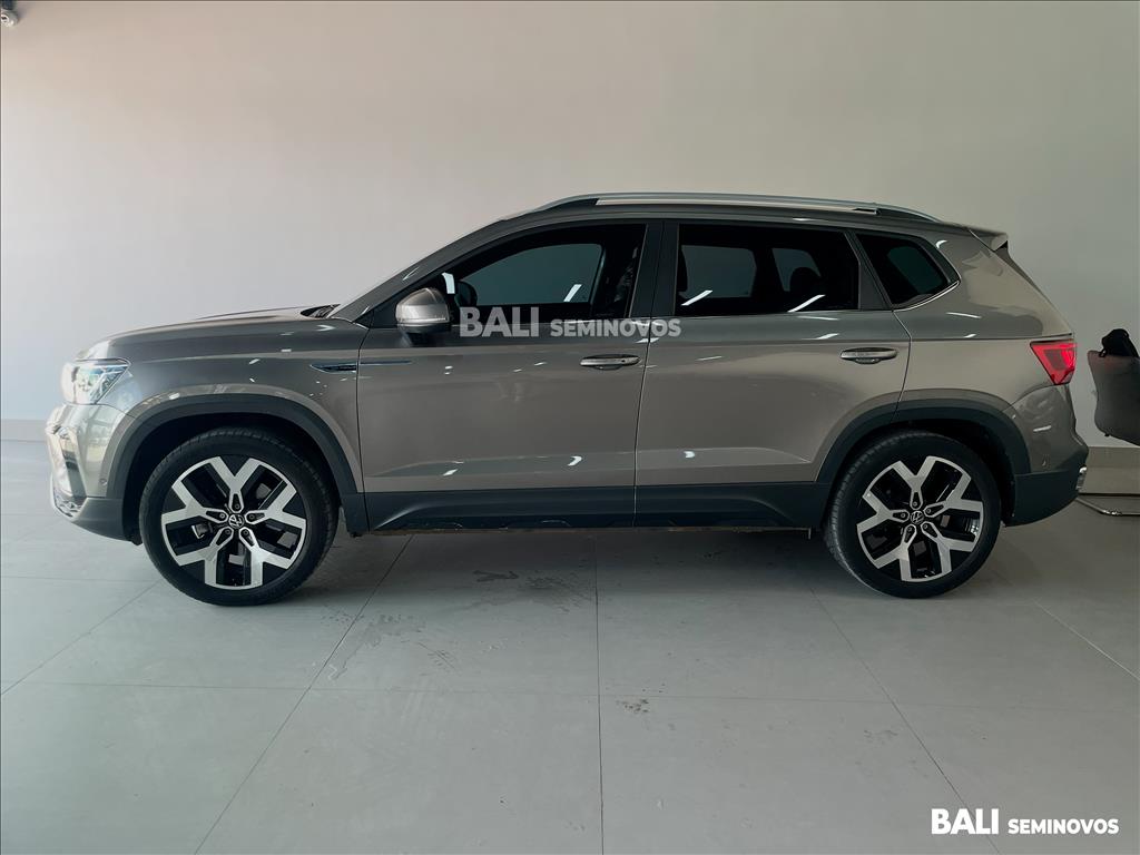 TAOS 1.4 250 TSI TOTAL FLEX COMFORTLINE AUTOMÁTICO4