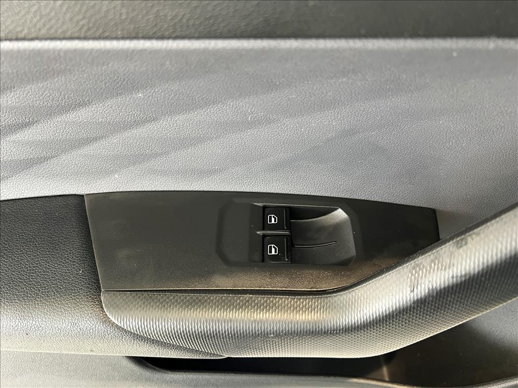 POLO 1.0 MPI ROBUST MANUAL16